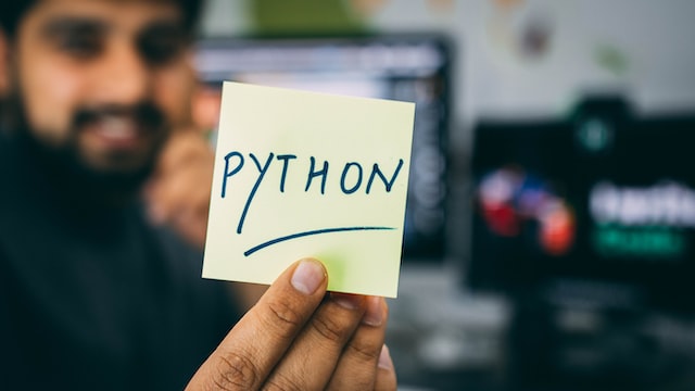 Vì sao Python đáng để học?