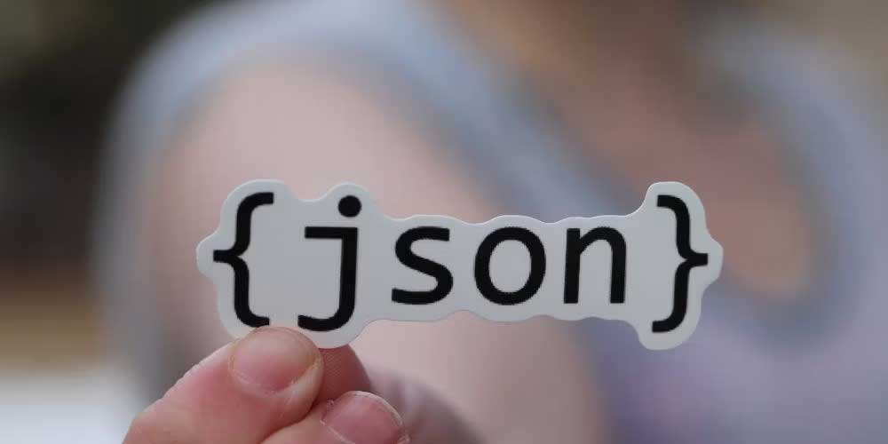 So sánh YAML và JSON
